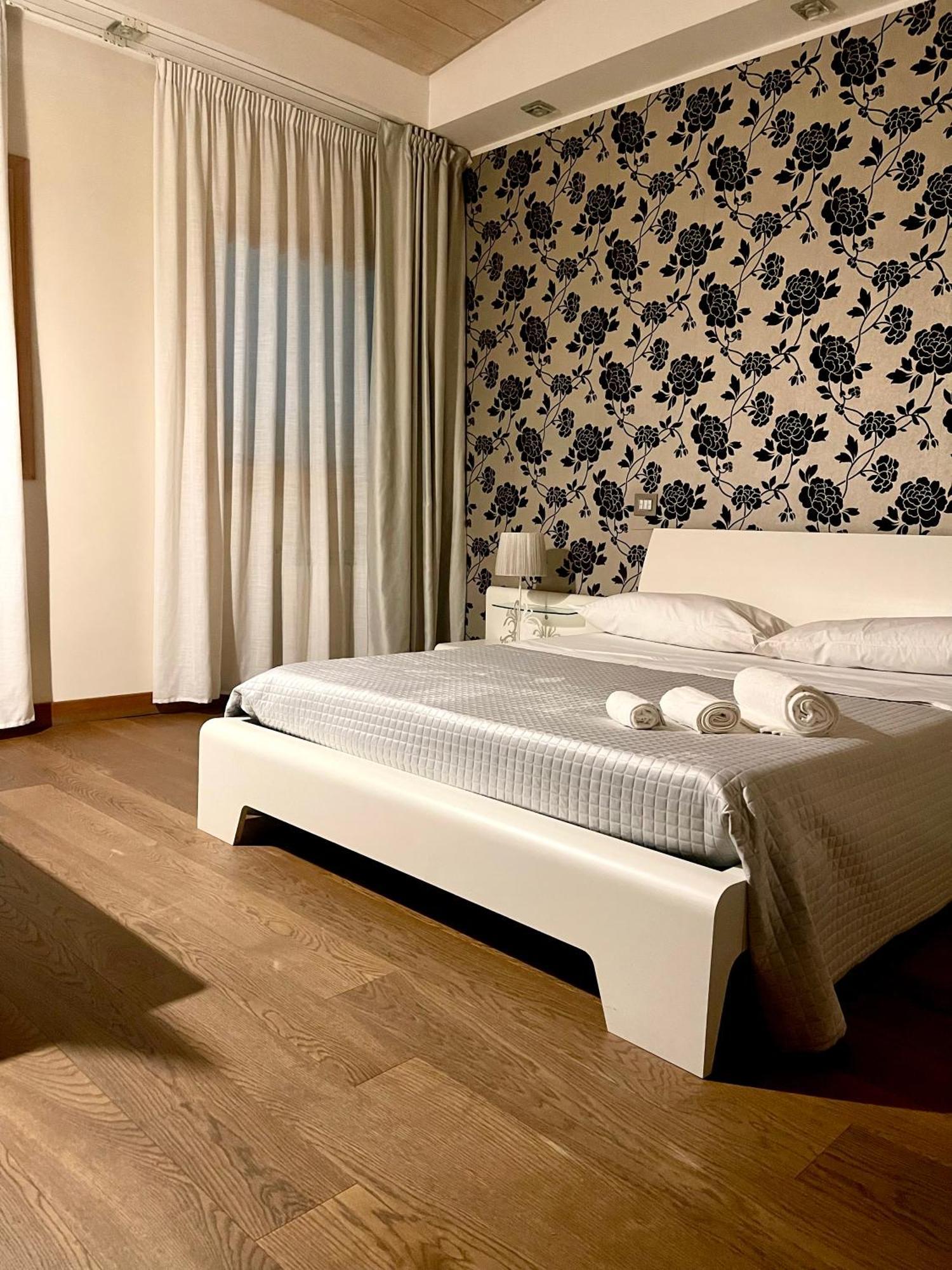 カターニア Baia Di Ognina Bed & Breakfast エクステリア 写真