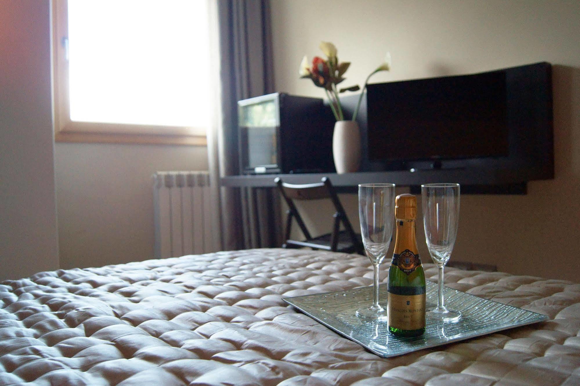 カターニア Baia Di Ognina Bed & Breakfast エクステリア 写真