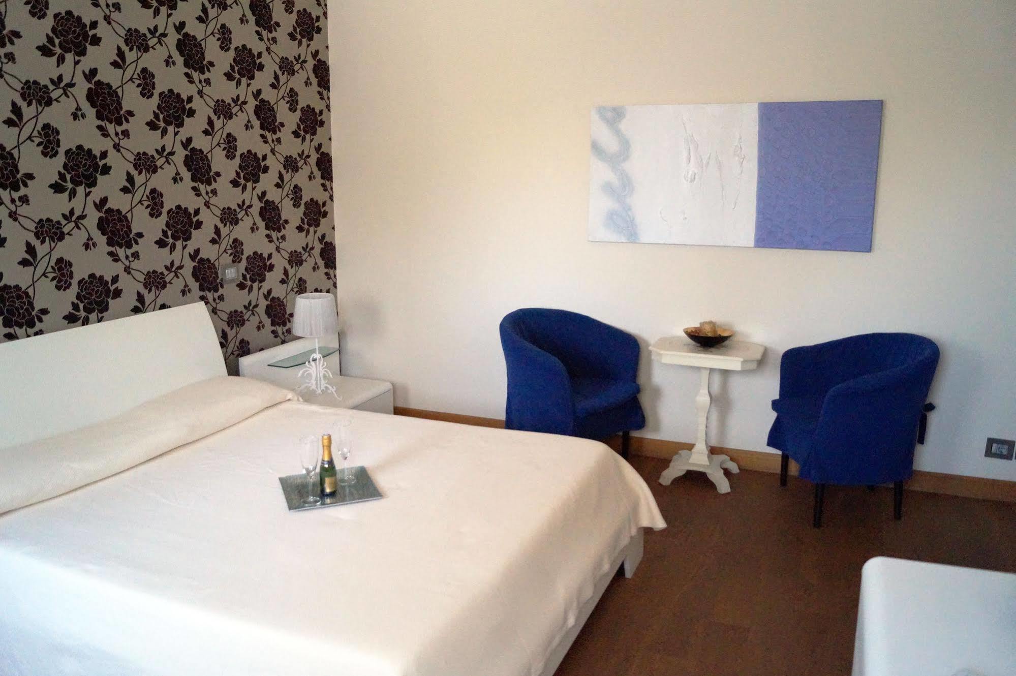 カターニア Baia Di Ognina Bed & Breakfast エクステリア 写真